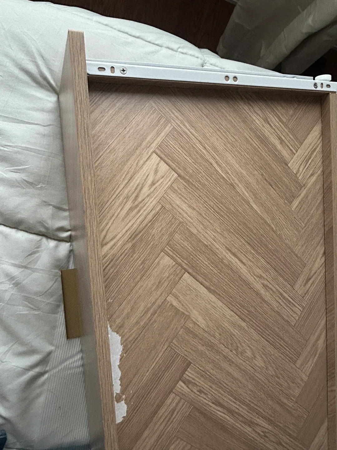 6 drawer dresser in light oak/gold image indicator(9)