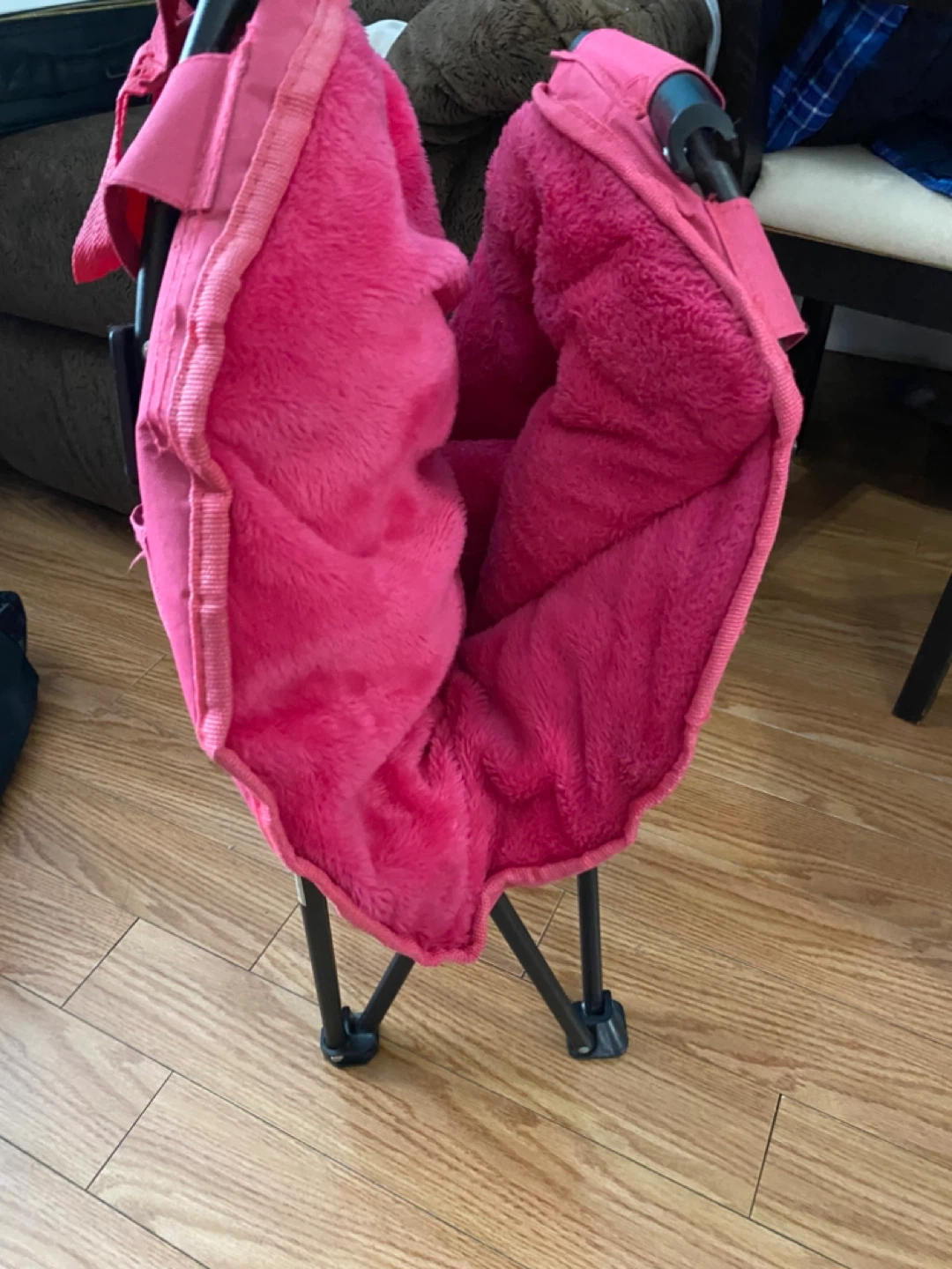 Hello Kitty Pink Folding Moon Chair For Kids and Adult - photo 4
