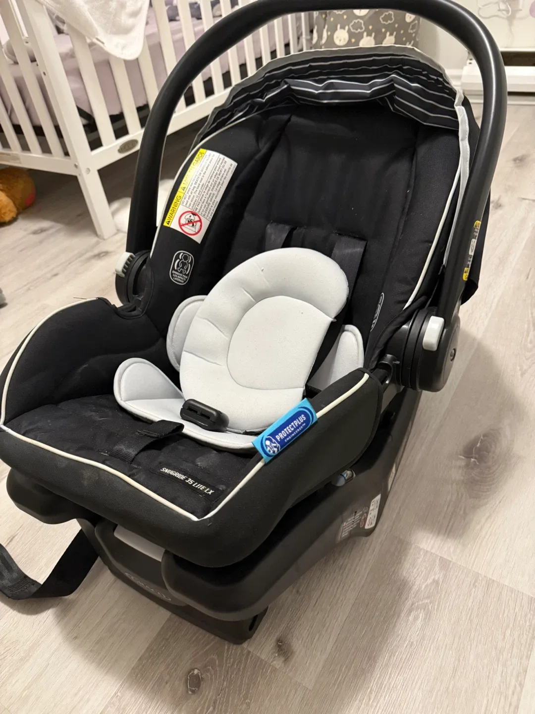 Graco SnugRide 35 Lite LX Infant Car Seat