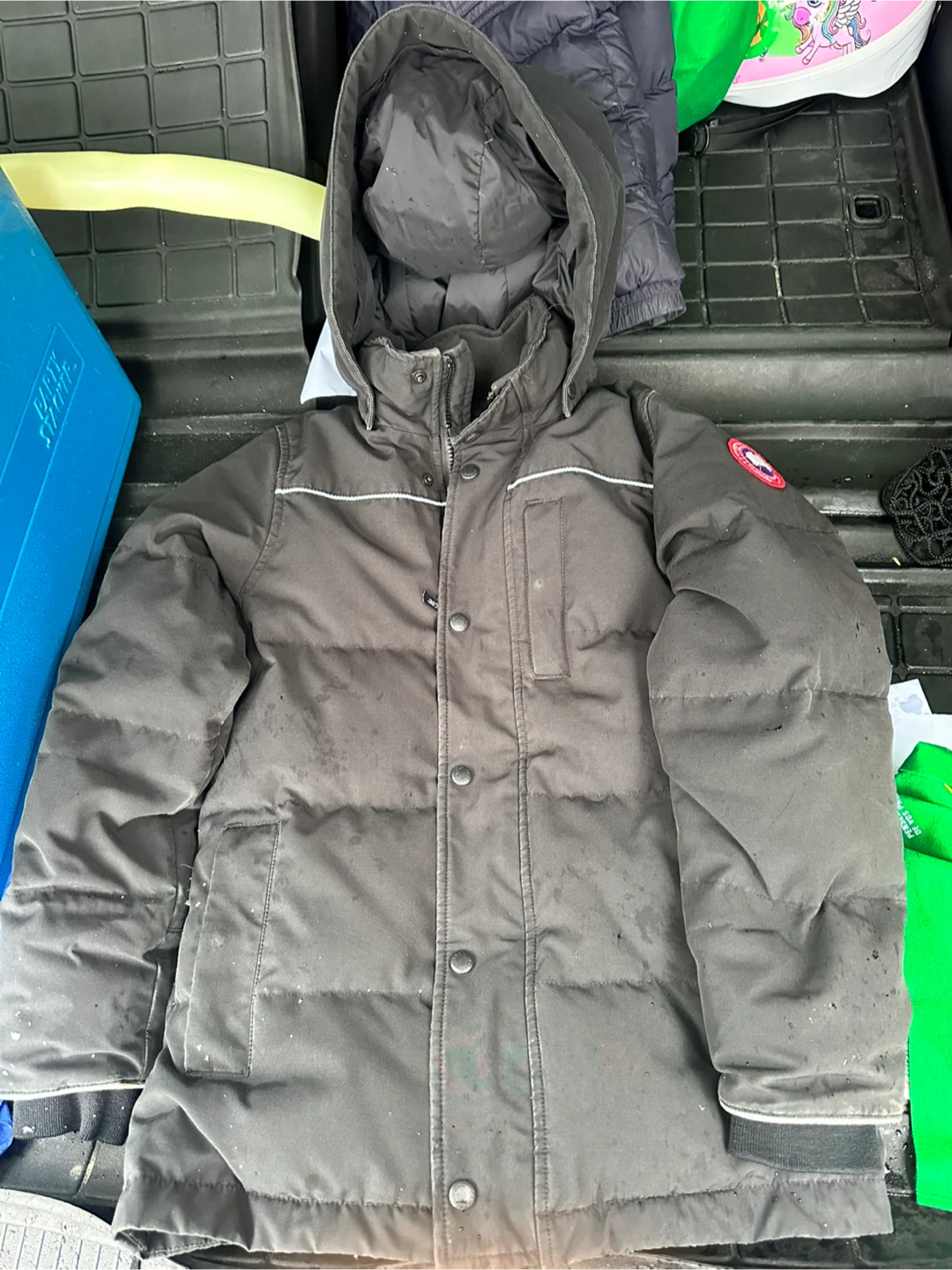 Canada Goose Kids' Parka, Size M (10-12)