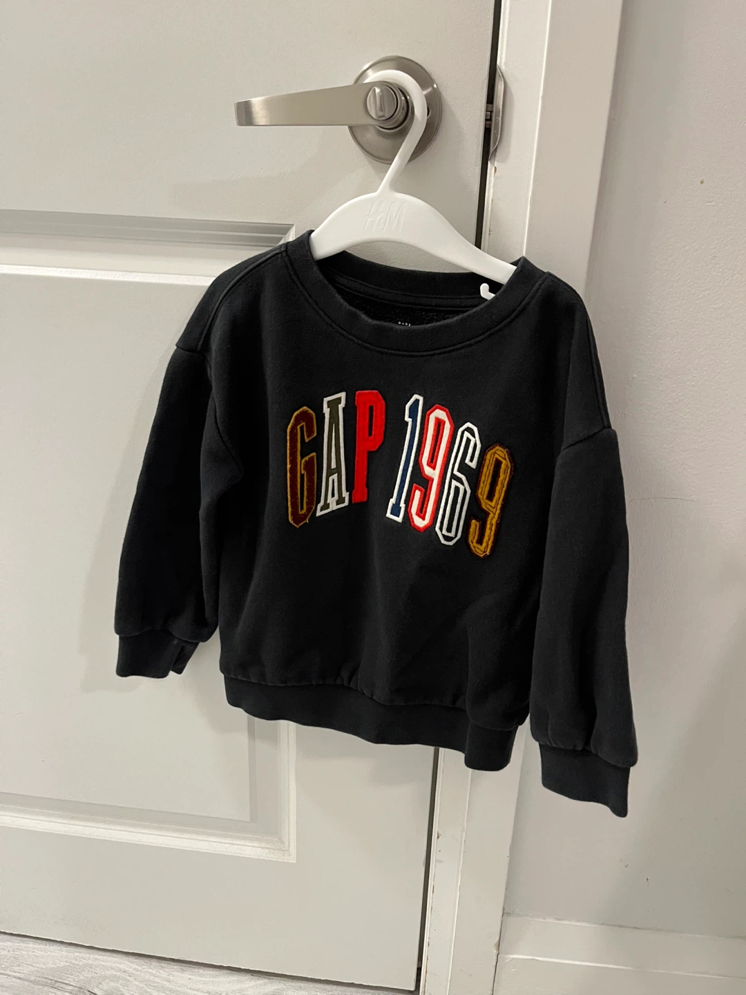 GAP 1969 Kids Black Sweatshirt