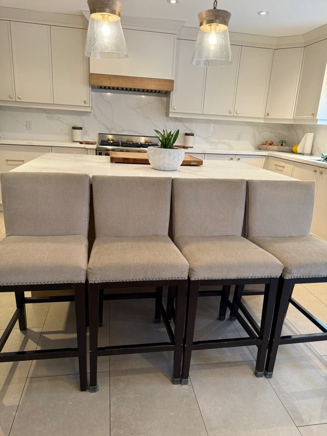 Set of 4 Beige Counter Height Stools image indicator(4)