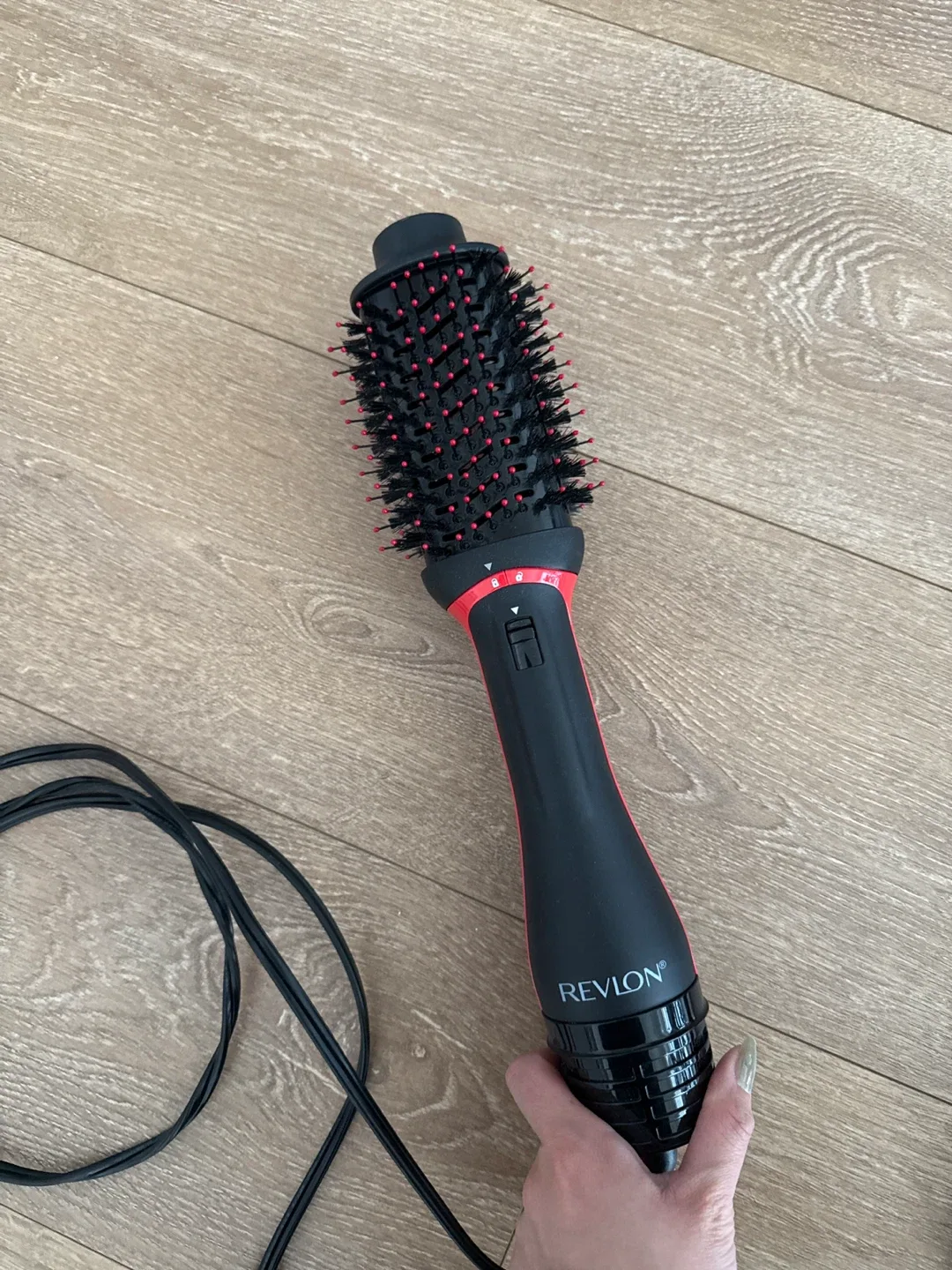 Revlon One-Step Hair Dryer & Volumizer Hot Air Brush