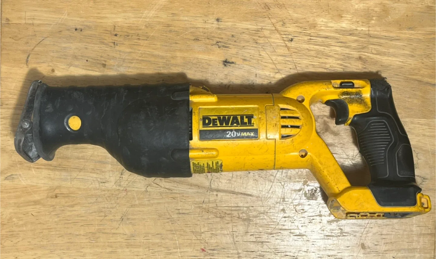 DeWalt DCS380 20V MAX Reciprocating Saw