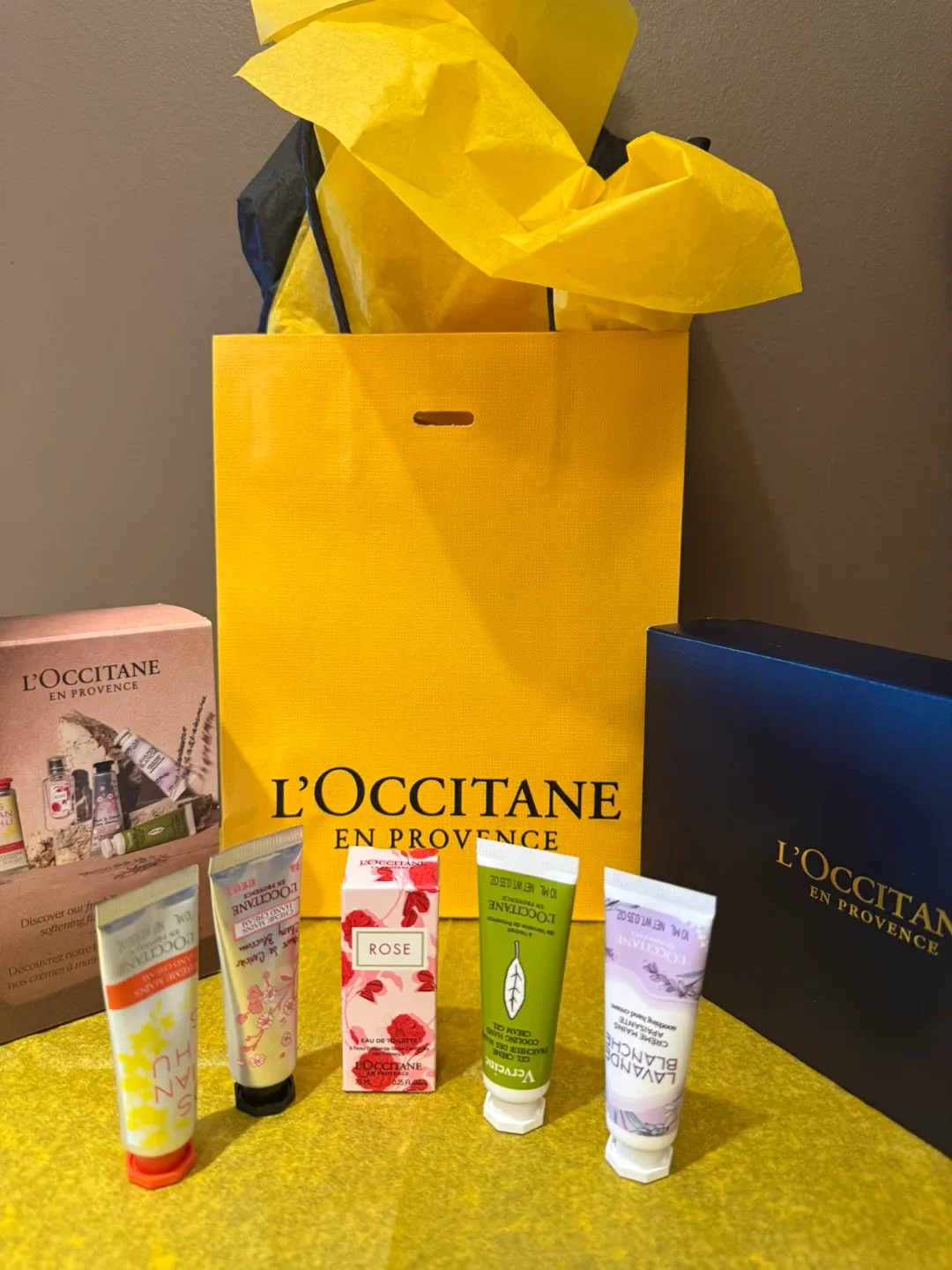 🌹🎁 L’OCCITANE Rose Perfume & Hand Cream Gift Set - Travel Size 🆕