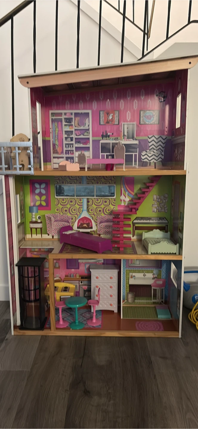 Dollhouse