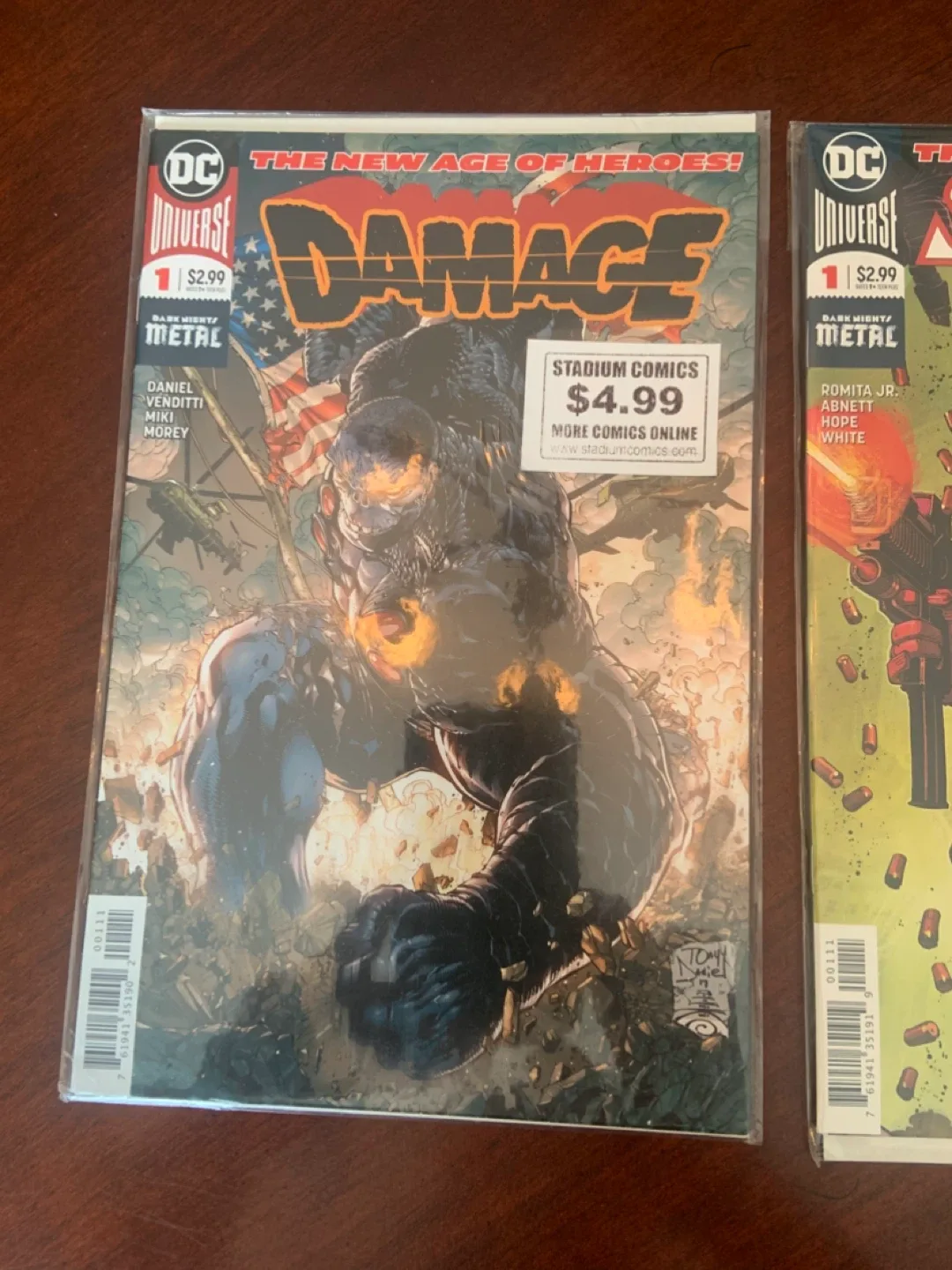 DC Universe Comics - Damage #1 & The Silencer #1 image indicator(2)