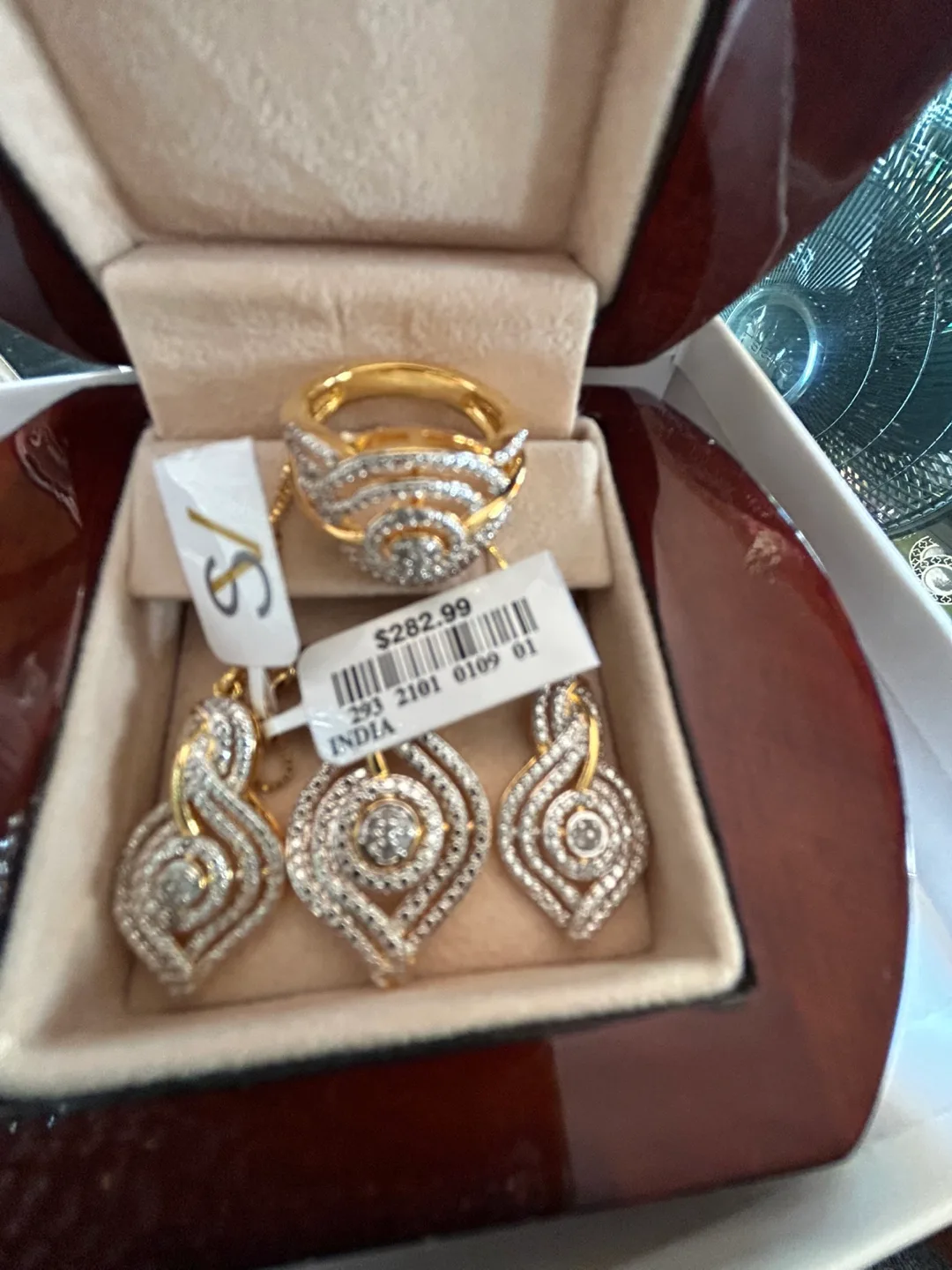 New 14K Gold Diamond  Pendant Set
