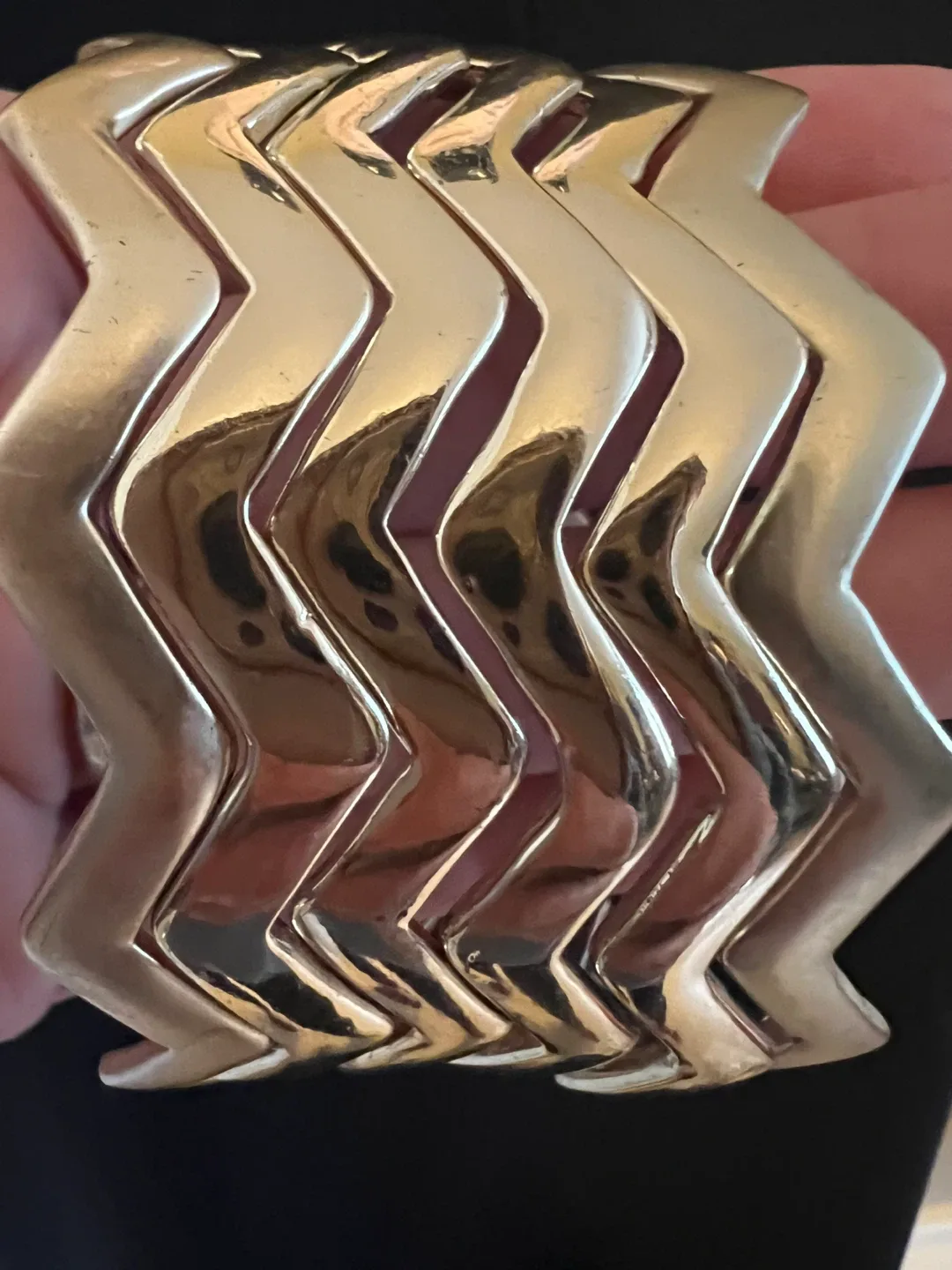 Vintage Gold Tone Bracelets image indicator(4)