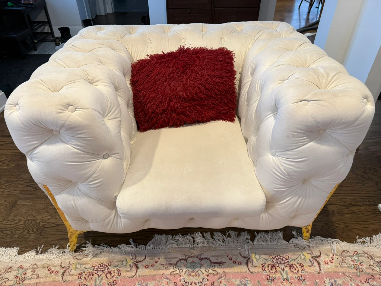 White Tufted Sofa and Loveseat Set - photo 3