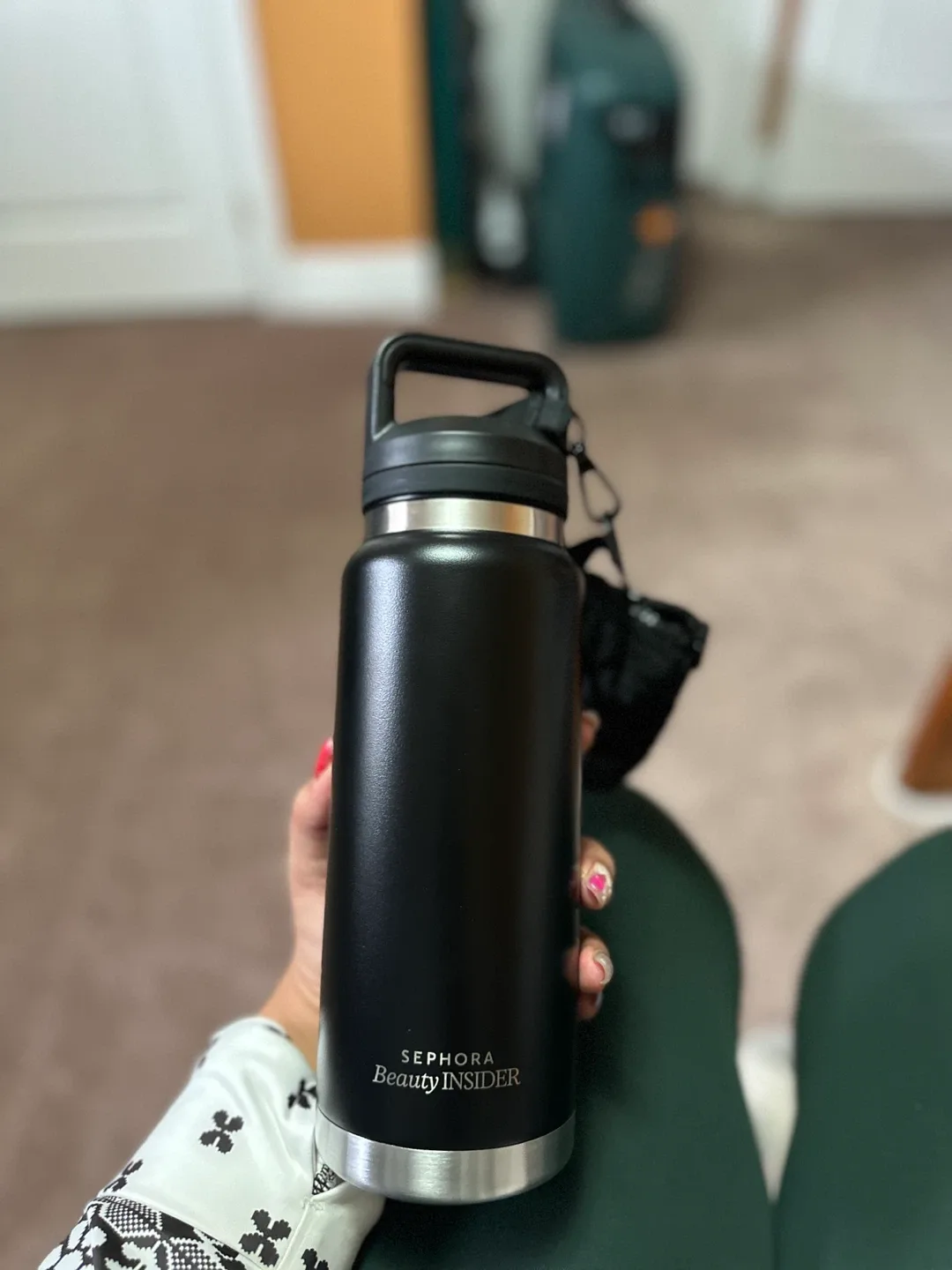 Sephora Beauty Insider Black Water Bottle