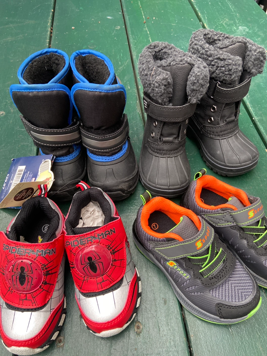 Kids shoes