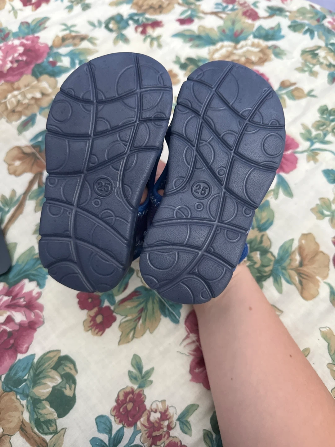 Paw Patrol Sandals - Size 8 (Toddler) - photo 2
