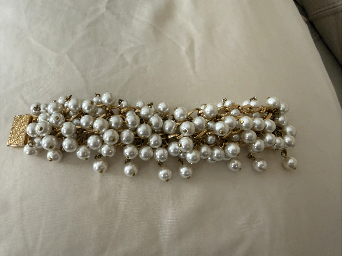 Pearl and Gold Tone Bracelet