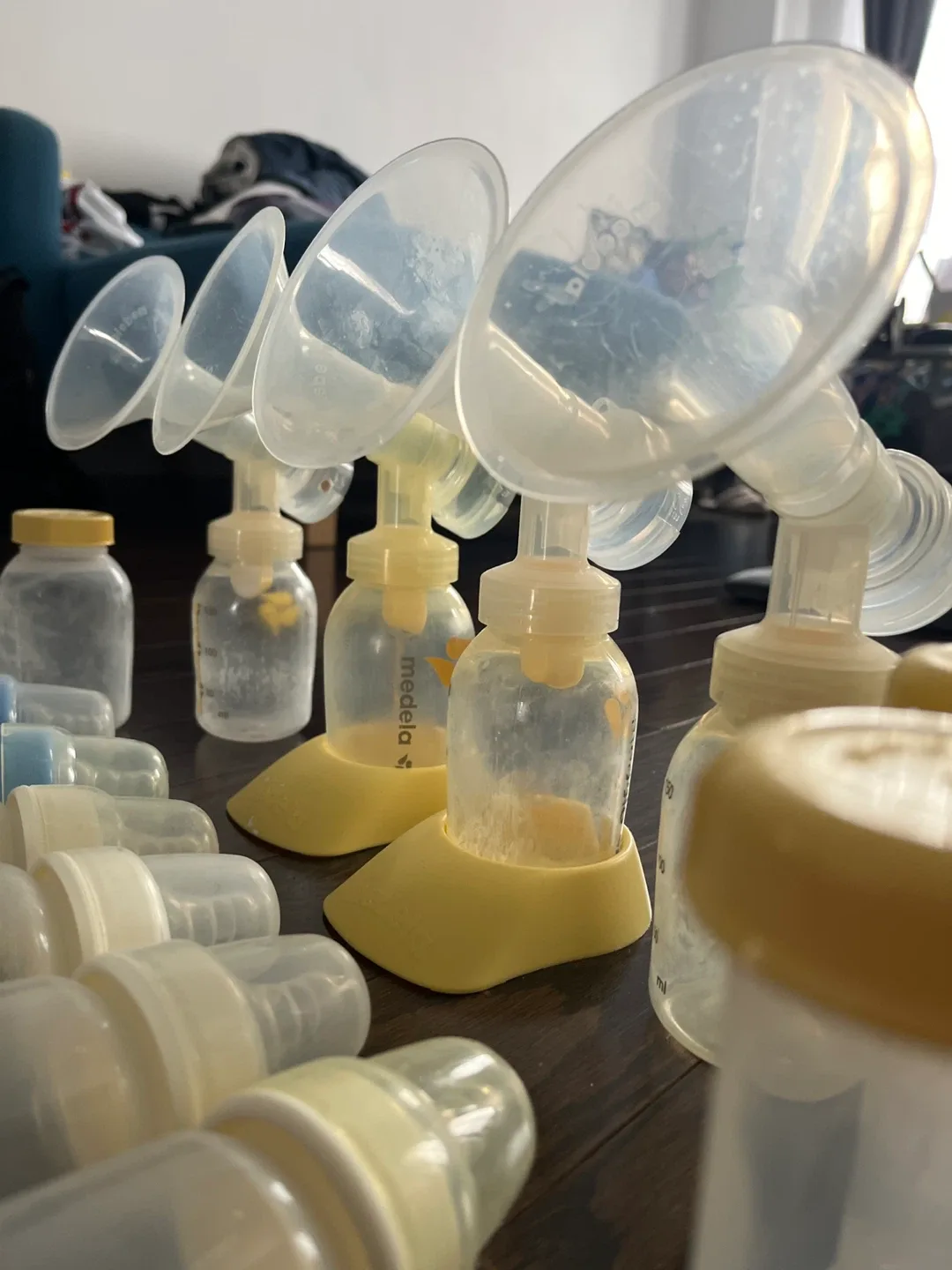 Pigeon Baby Bottles & Medela Breast Pump Bottles image indicator(3)