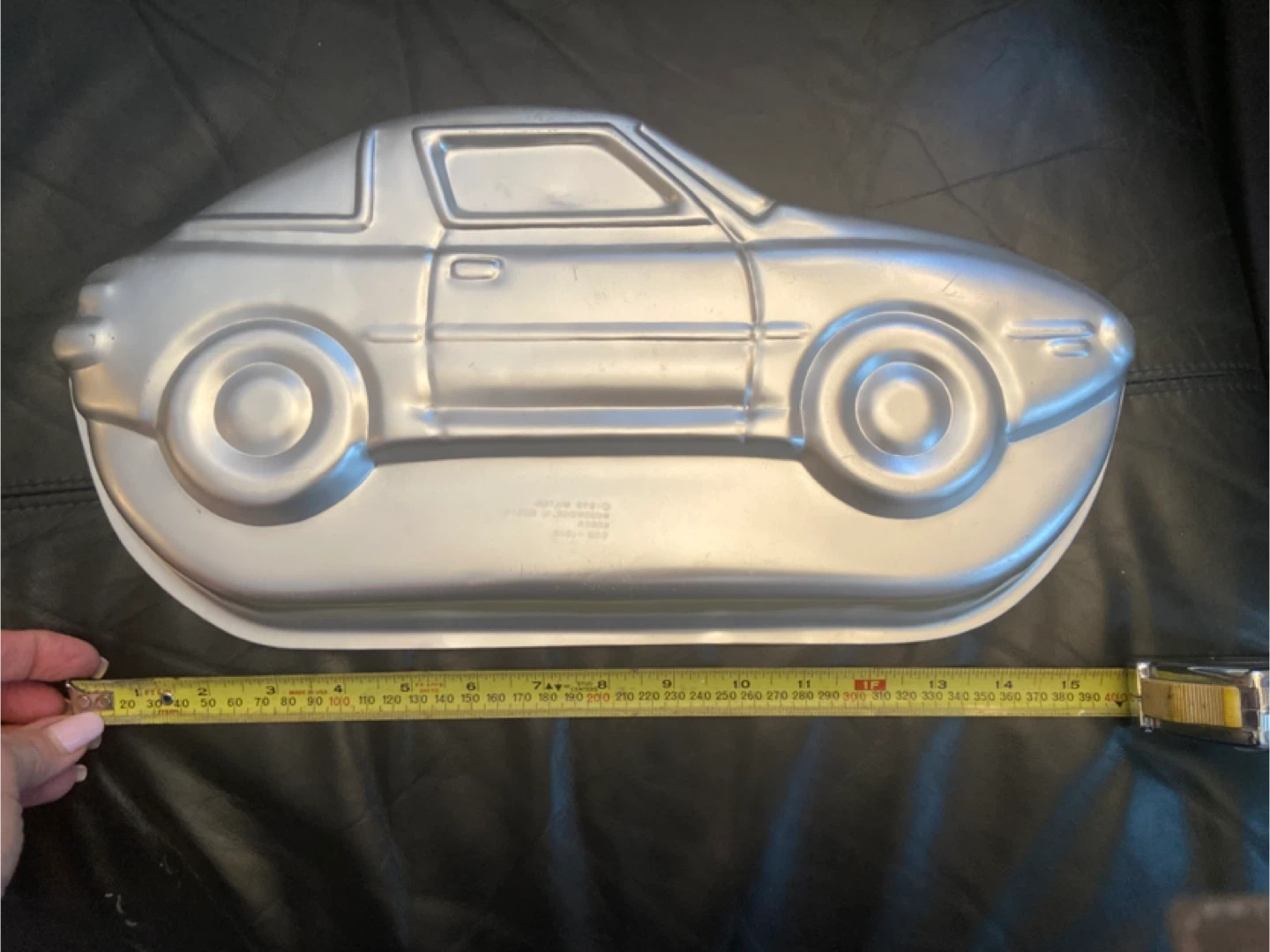 Wilton 1979 Car Cake Pan