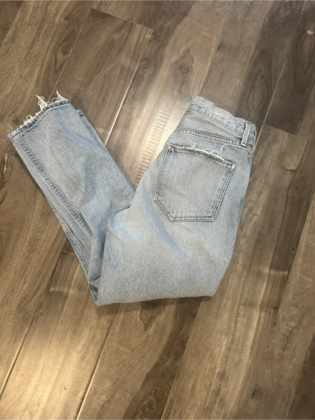 Agolde light blue jeans - sz 28