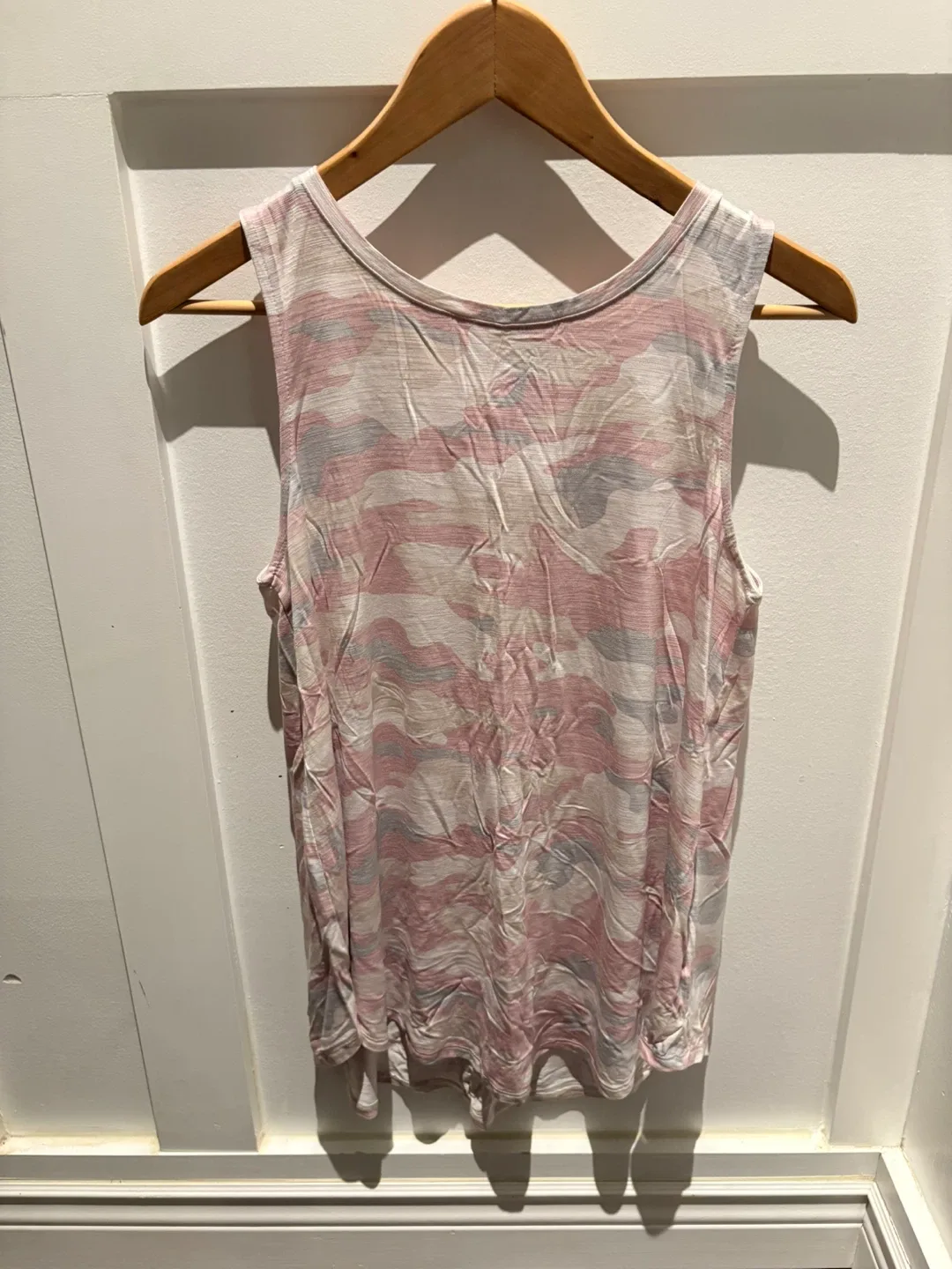 Women’s Old Navy Luxe Tank Top - Size M