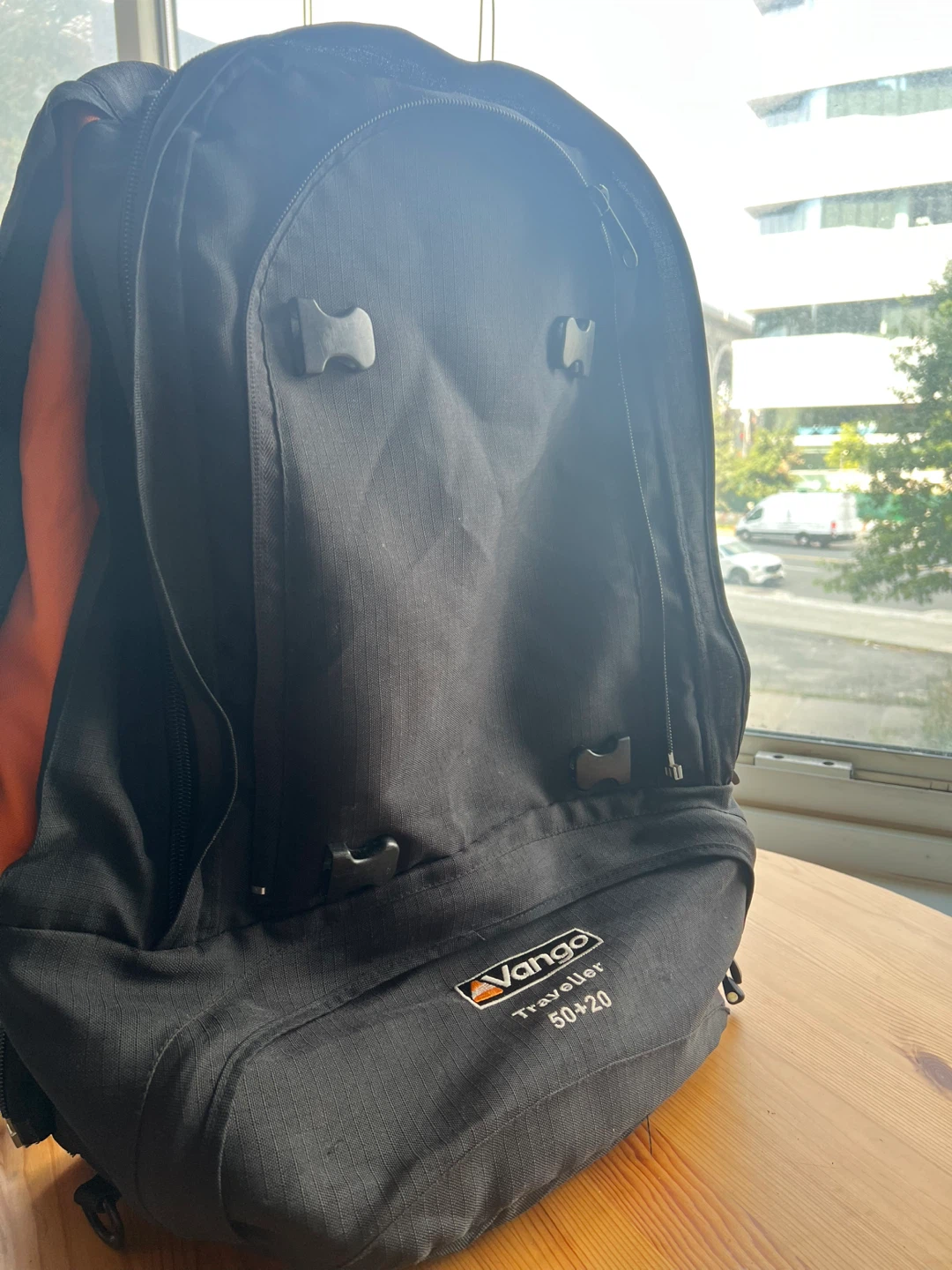 Vango Traveller 50+20 Backpack - MOVING OUT SALE ✈️ - photo 2