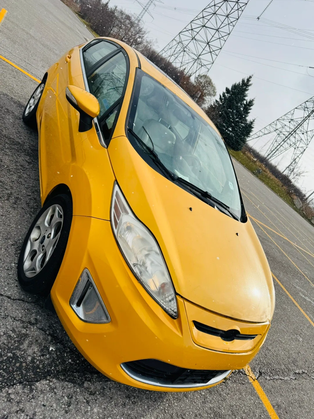 2011 Ford Fiesta Hatchback Sport ( LOW KM )