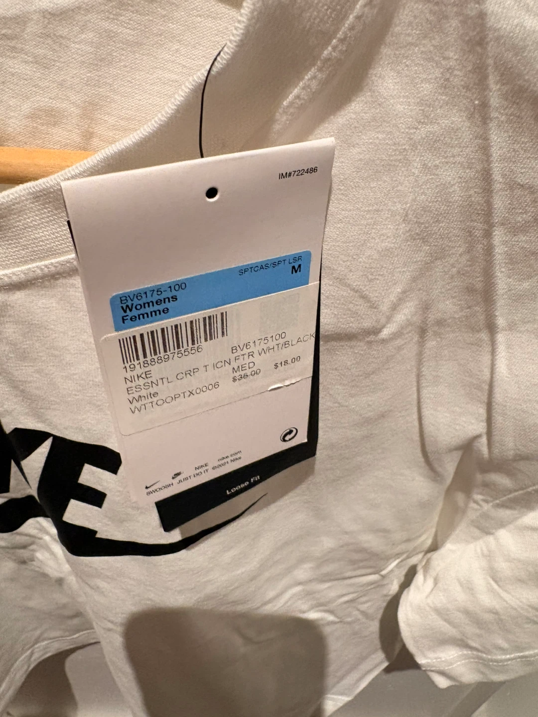 2 Women’s New Nike The Nike Tee White - Size M - photo 4