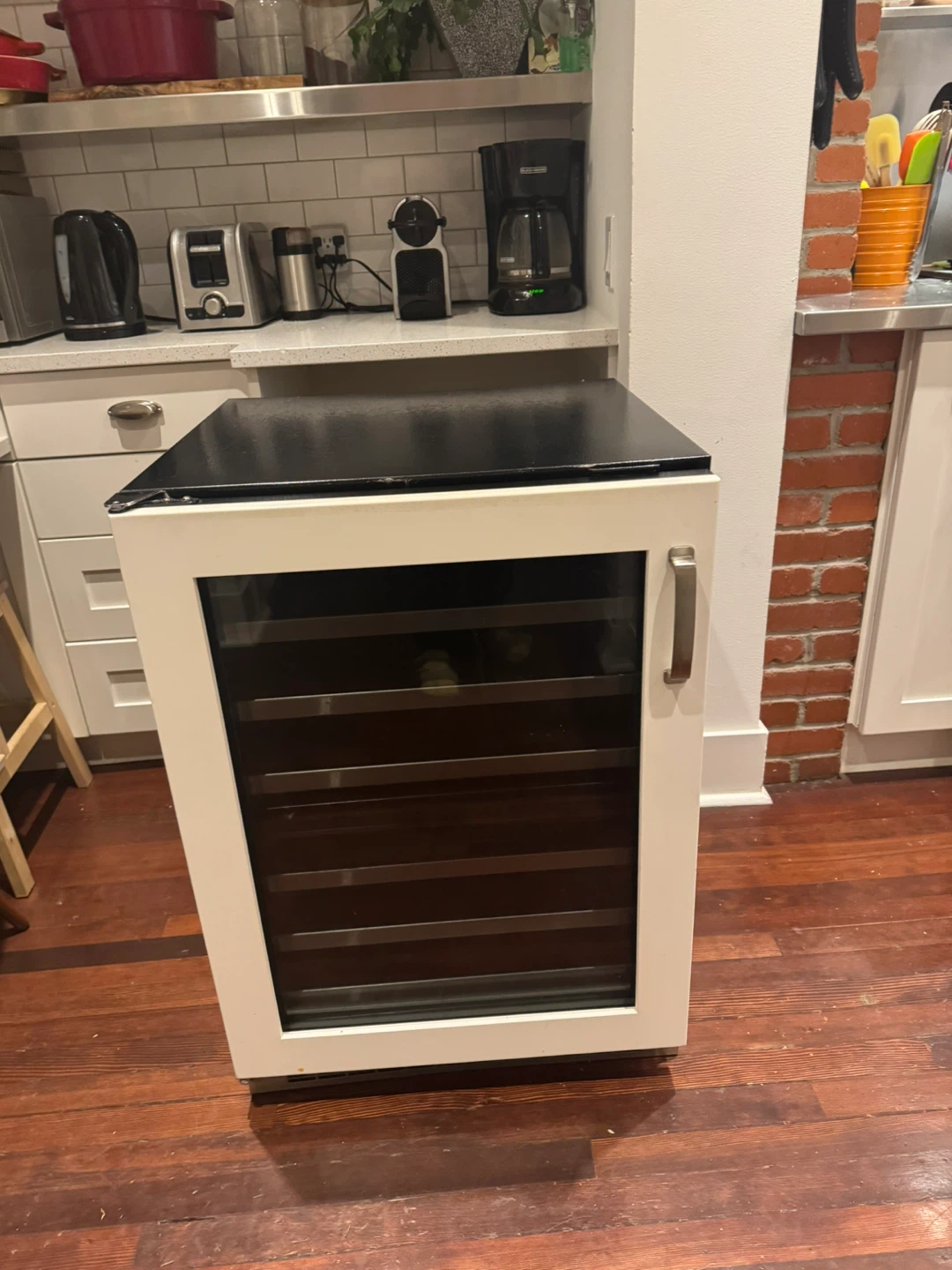 Marvel MPR06DZE-BD-L Wine Refrigerator