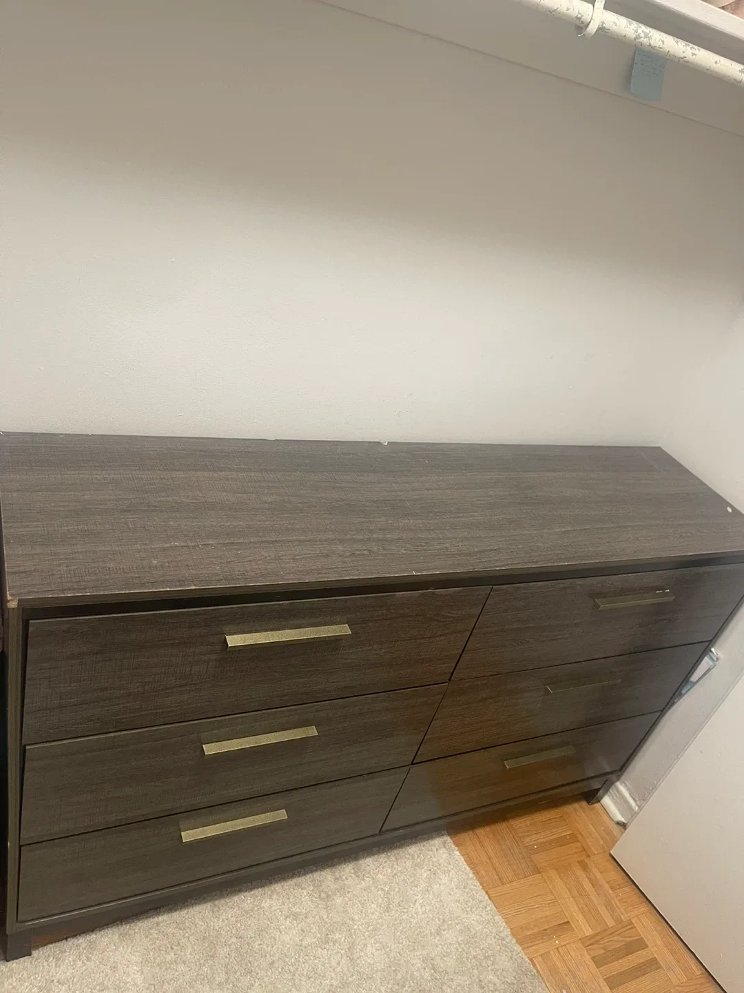 Brown Wood 6-Drawer Dresser