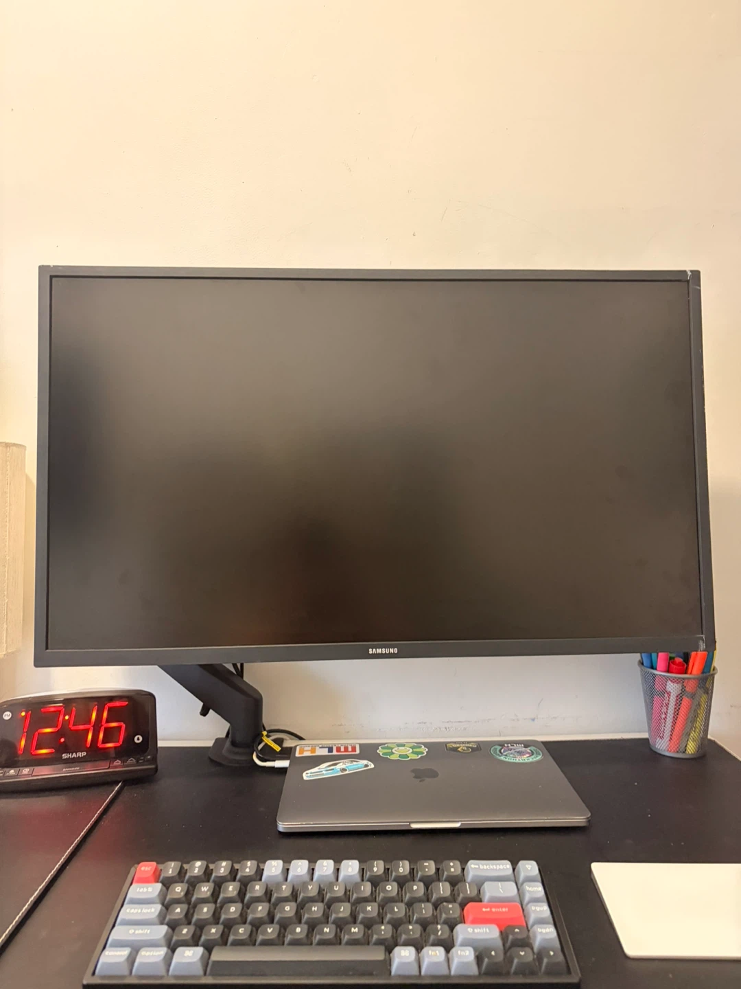 Samsung 32" 4K Monitor - photo 2