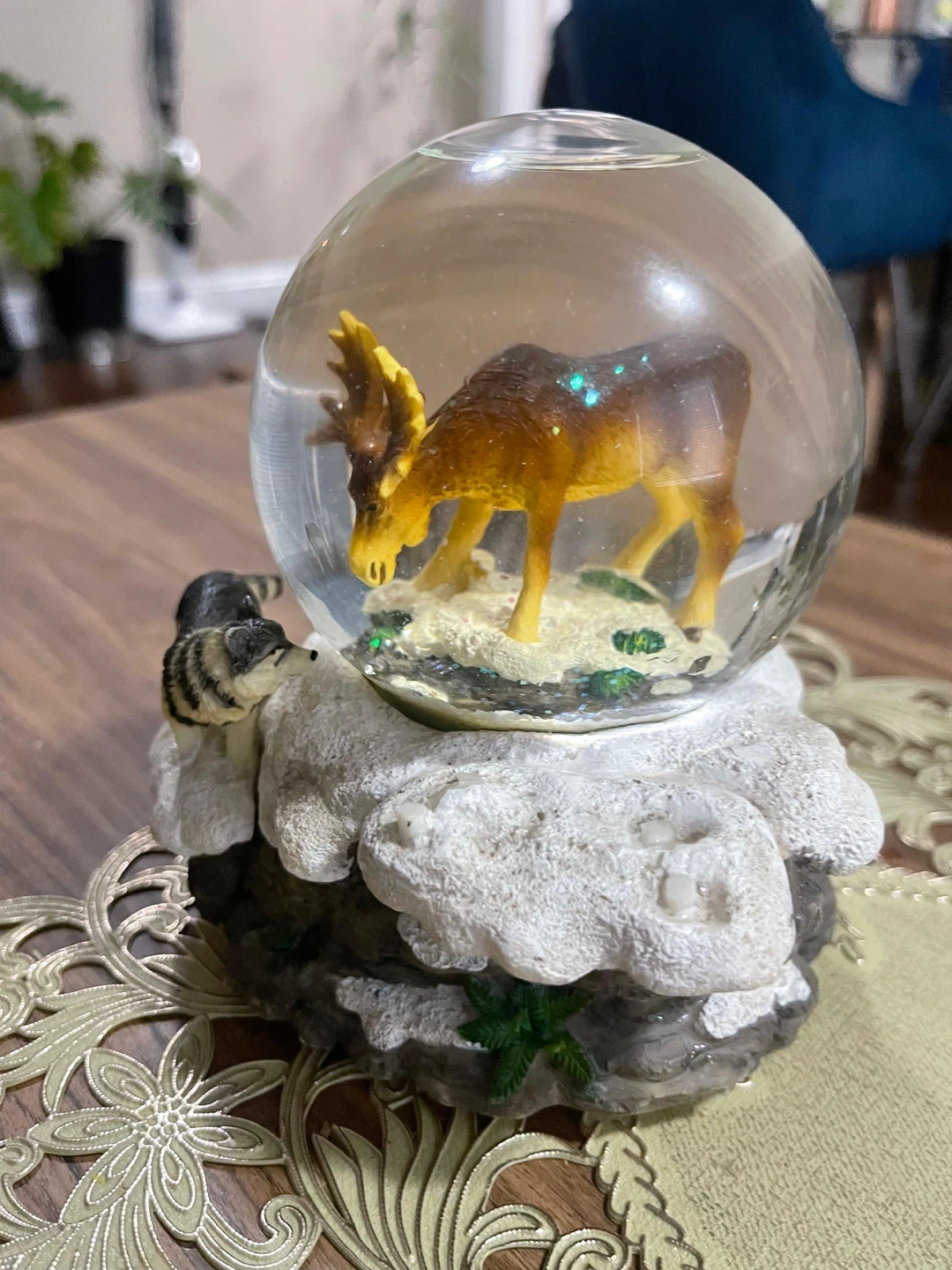 Moose Wolf Snow Globe - photo 2