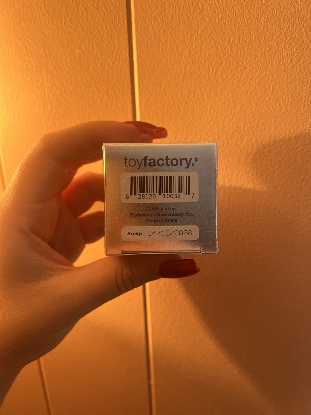 Toyfactory Niapout Serum Lip Mask - New! - photo 4
