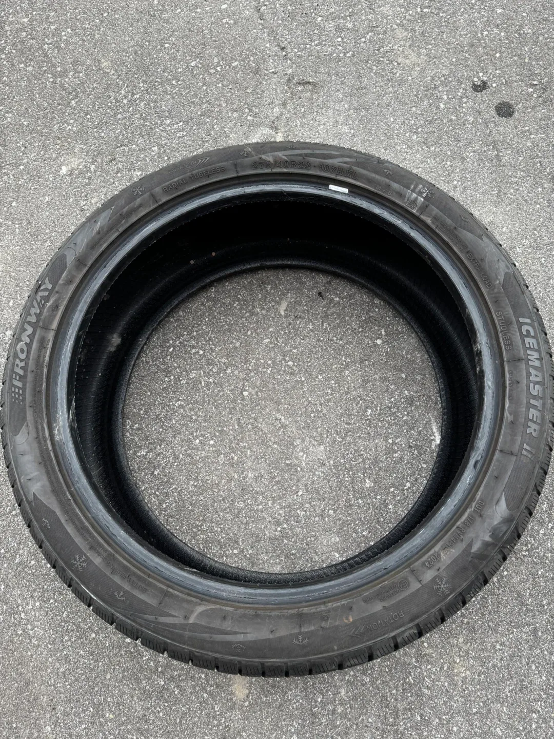 Fronway IceMaster II 275/40R22 Tire
