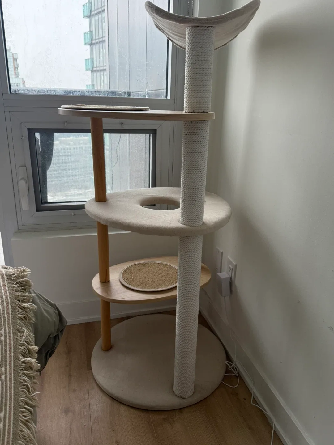Modern Cat Tree with Scratching Post image indicator(2)