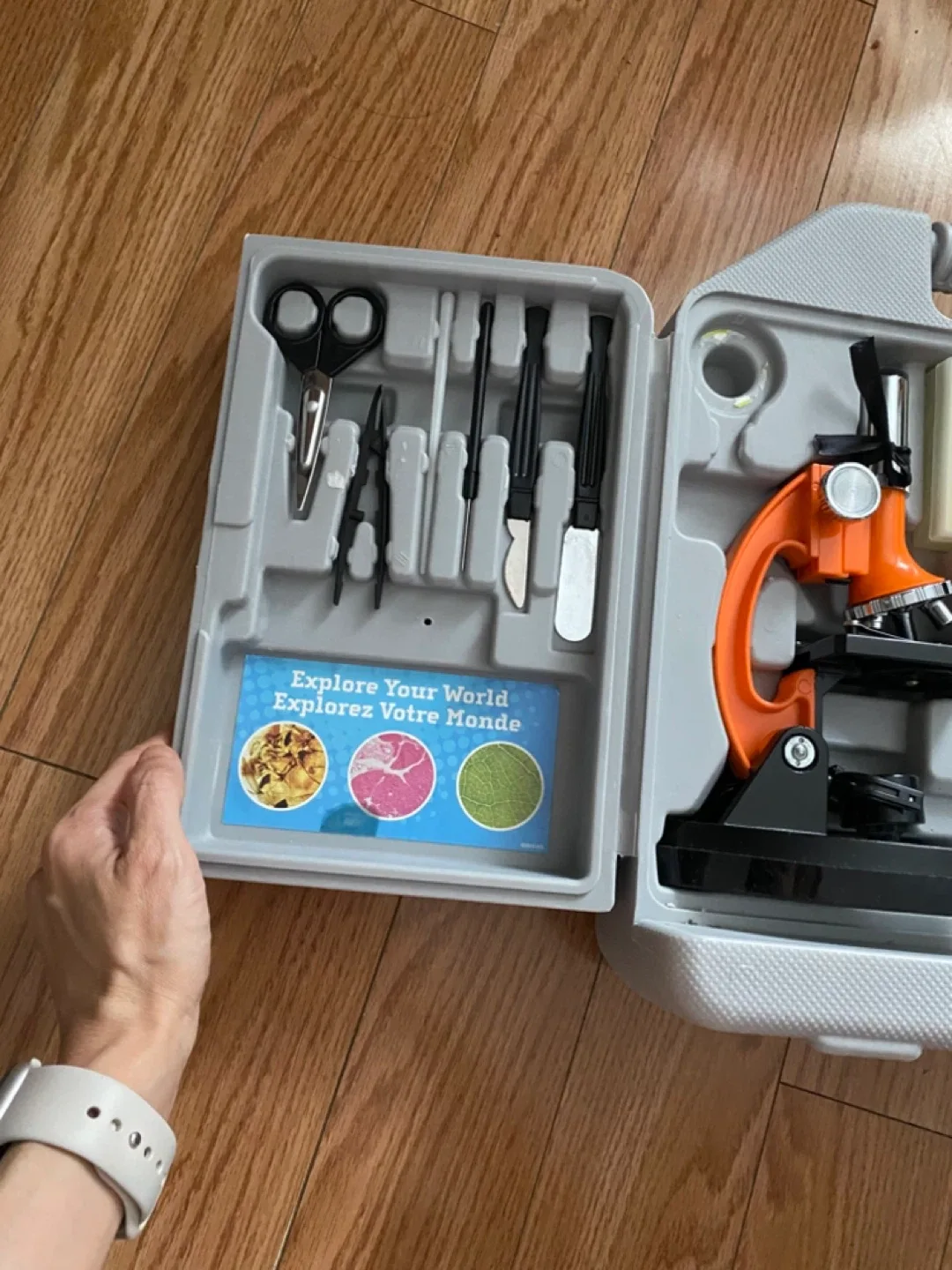 Discovery Kids Microscope Completely Set 120X to 1200X image indicator(6)