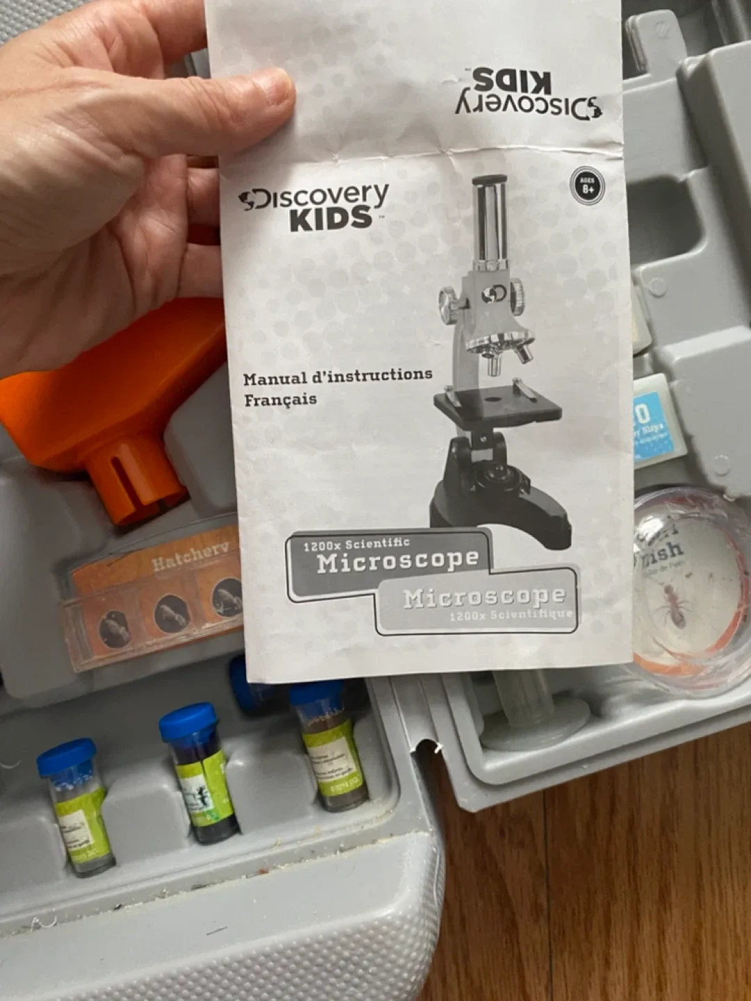 Discovery Kids Microscope Completely Set 120X to 1200X image indicator(9)