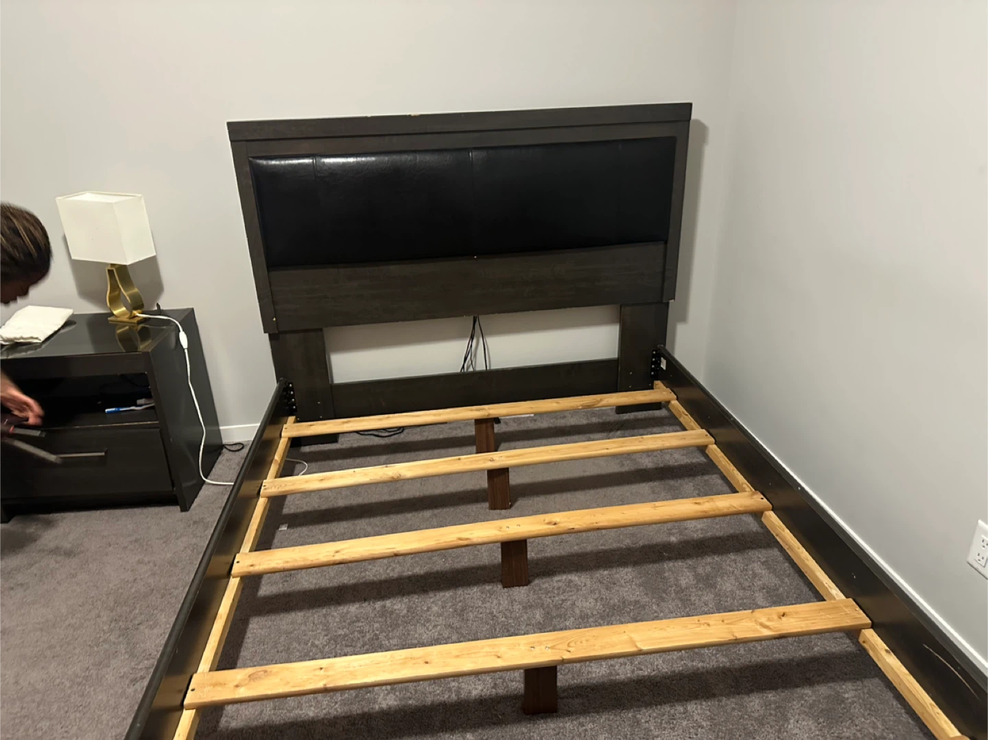 Queen Size Bed Frame - Dark Wood - photo 5