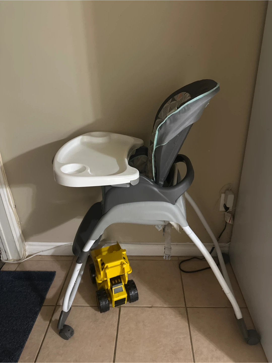 Ingenuity Baby High Chair - photo 2