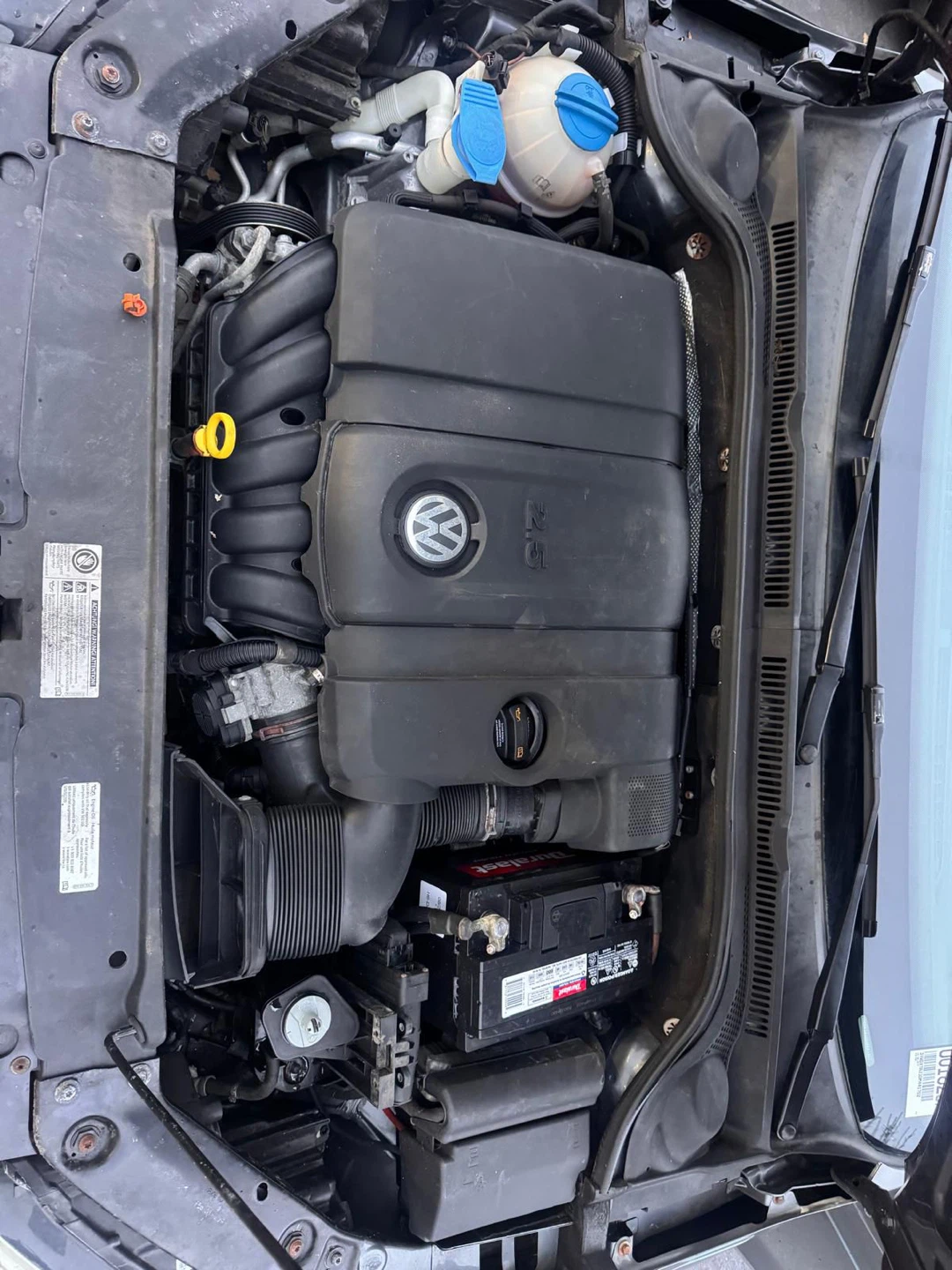 Volkswagen Jetta - Gray Sedan - photo 5