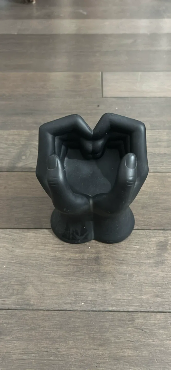 Black Hands Trinket Holder image indicator(2)