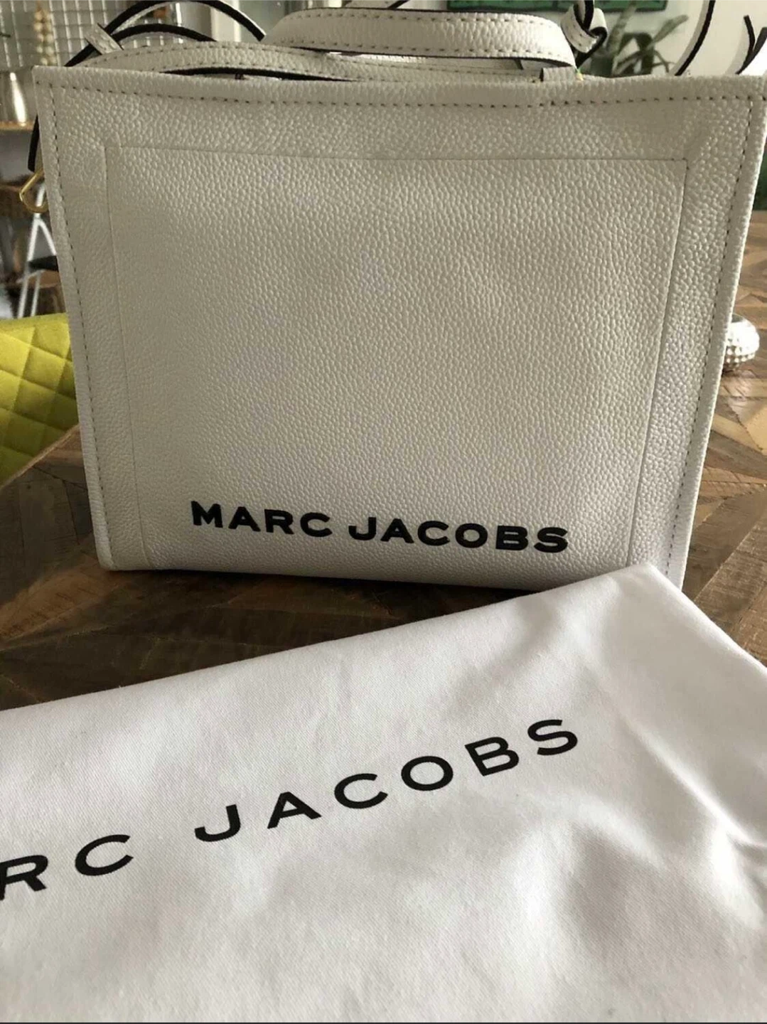 Marc Jacobs White Box Shopper - photo 2