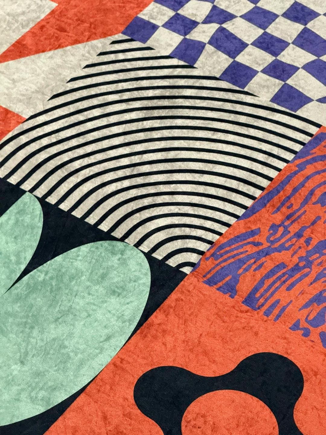 Geometric Patterned Area Rug 1.38m x 2.04m