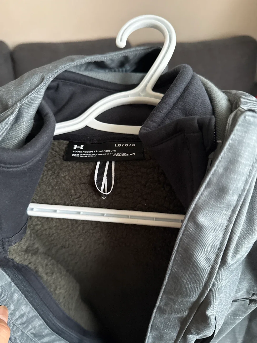 Under Armour ColdGear Jacket - Size Men Large image indicator(2)