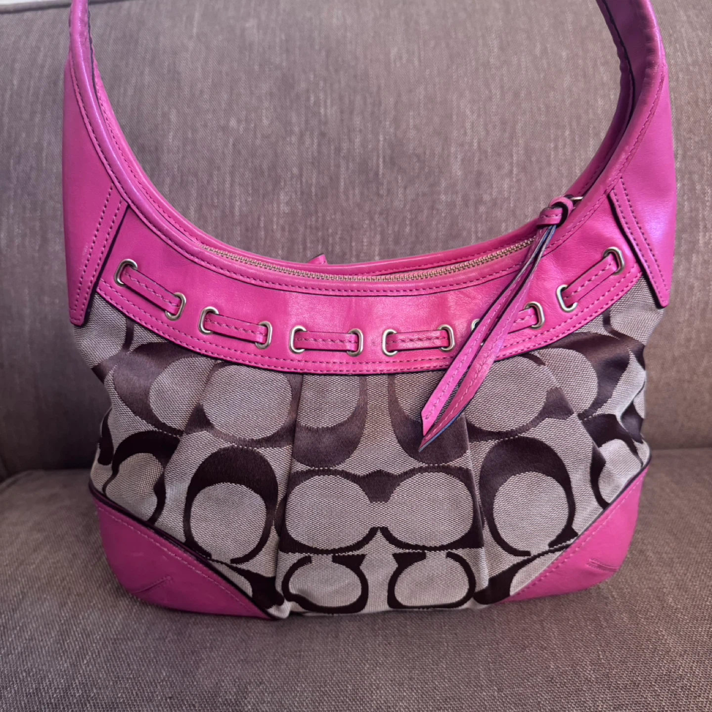 Coach Signature Print & Pink Leather Hobo Bag - photo 2