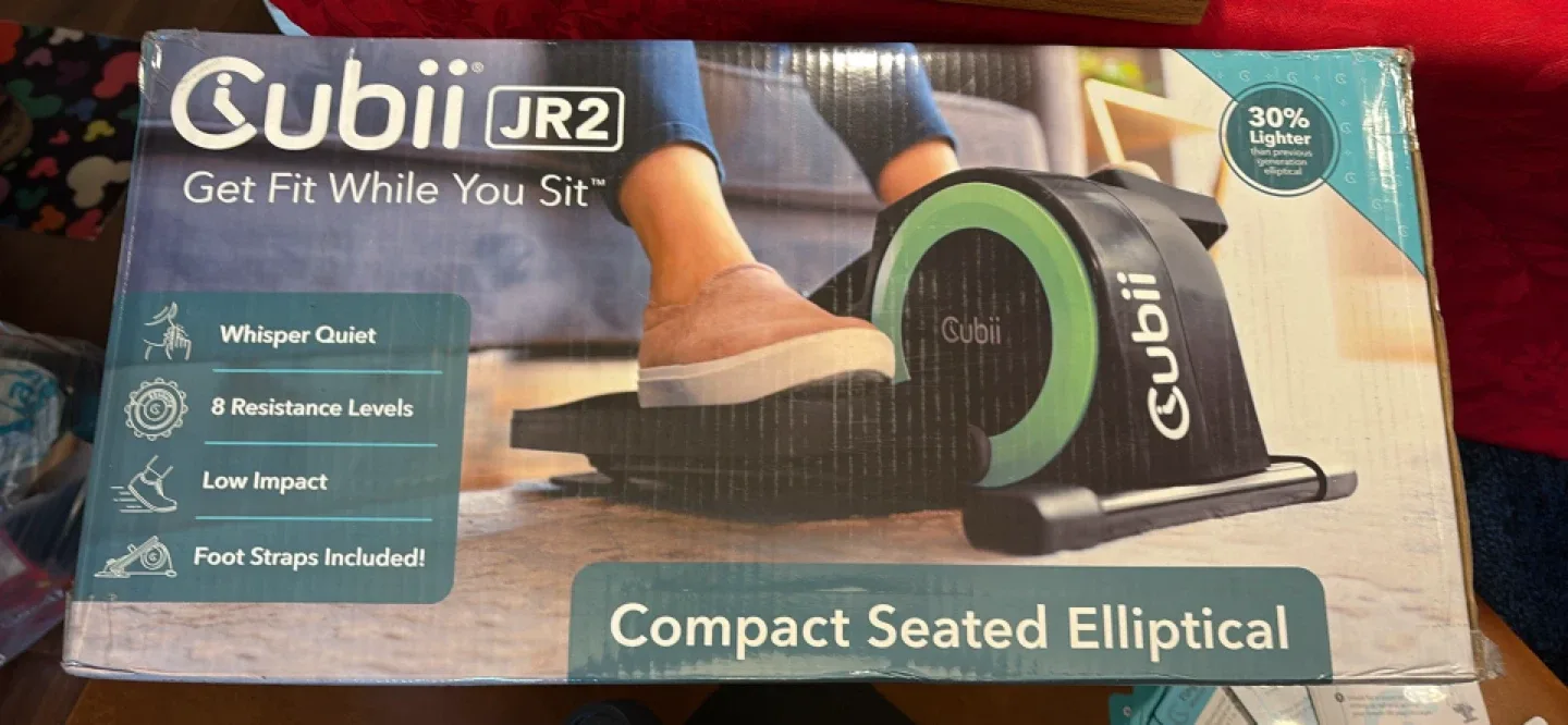 Cubii JR2 Compact Seated Elliptical