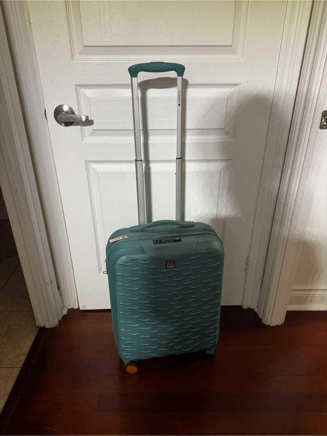 Gabol Piscis Cabin Size