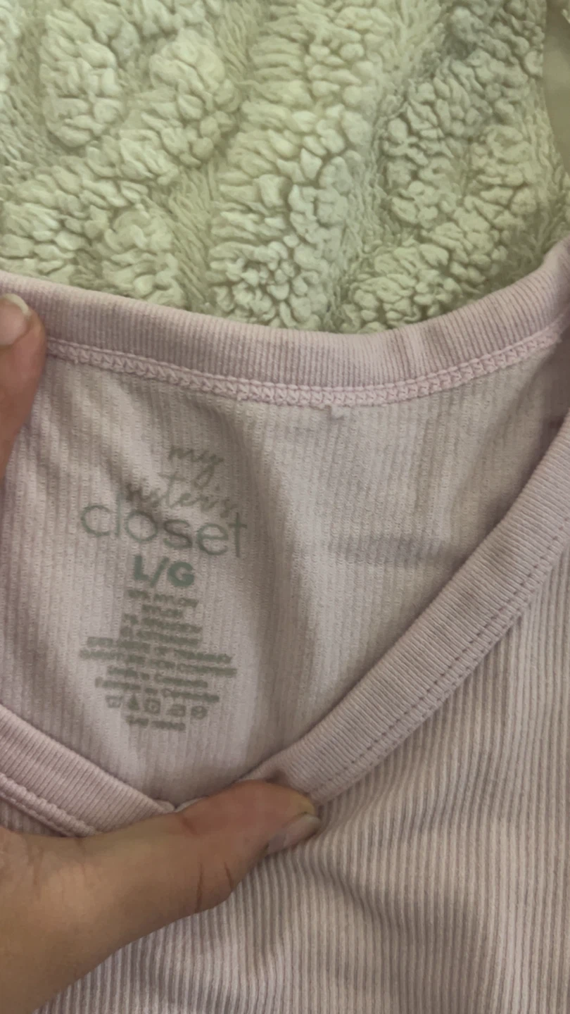 Pink V-neck top - photo 3