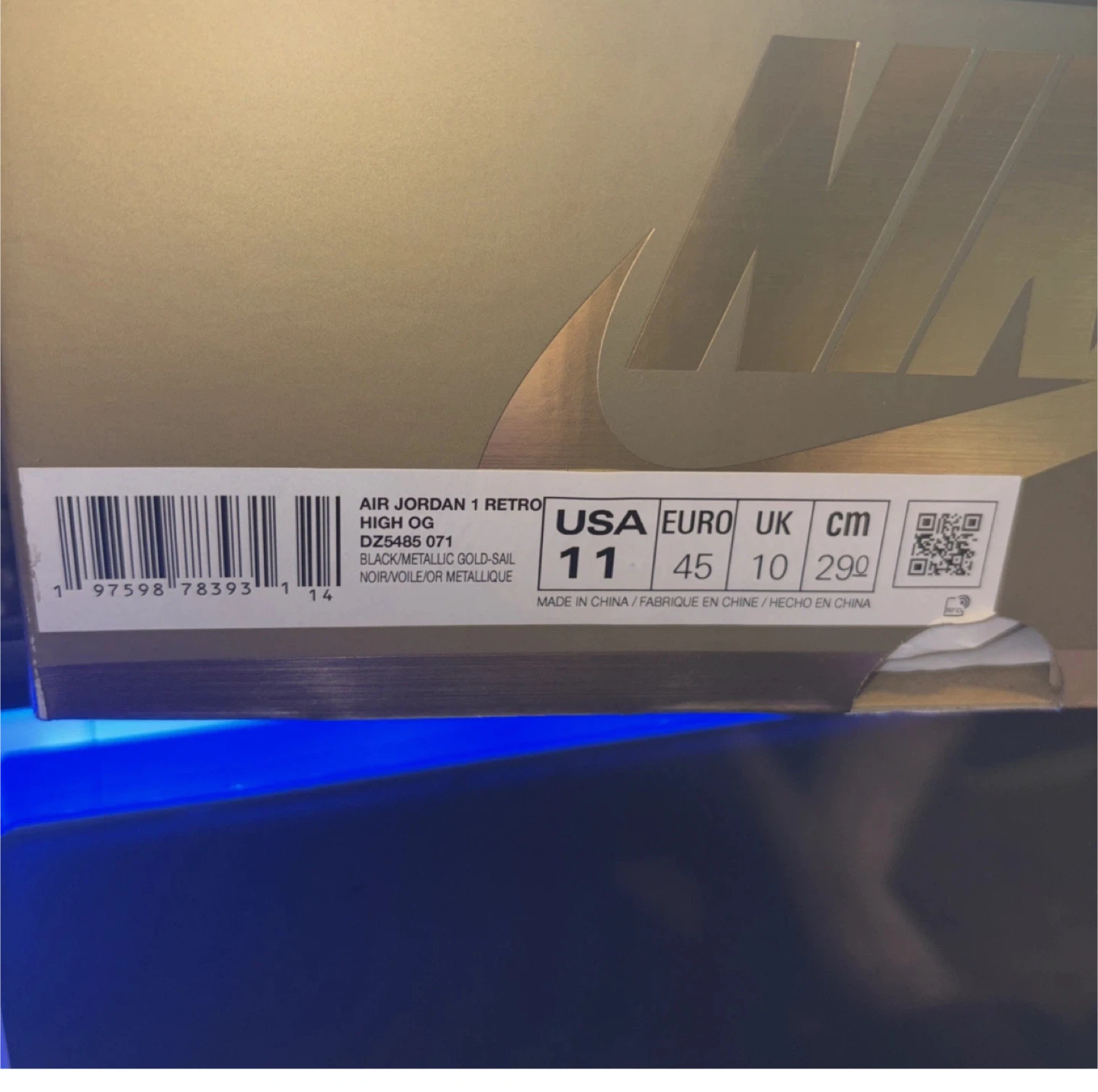 Air Jordan 1 Retro High OG Black Metallic  Gold - photo 4