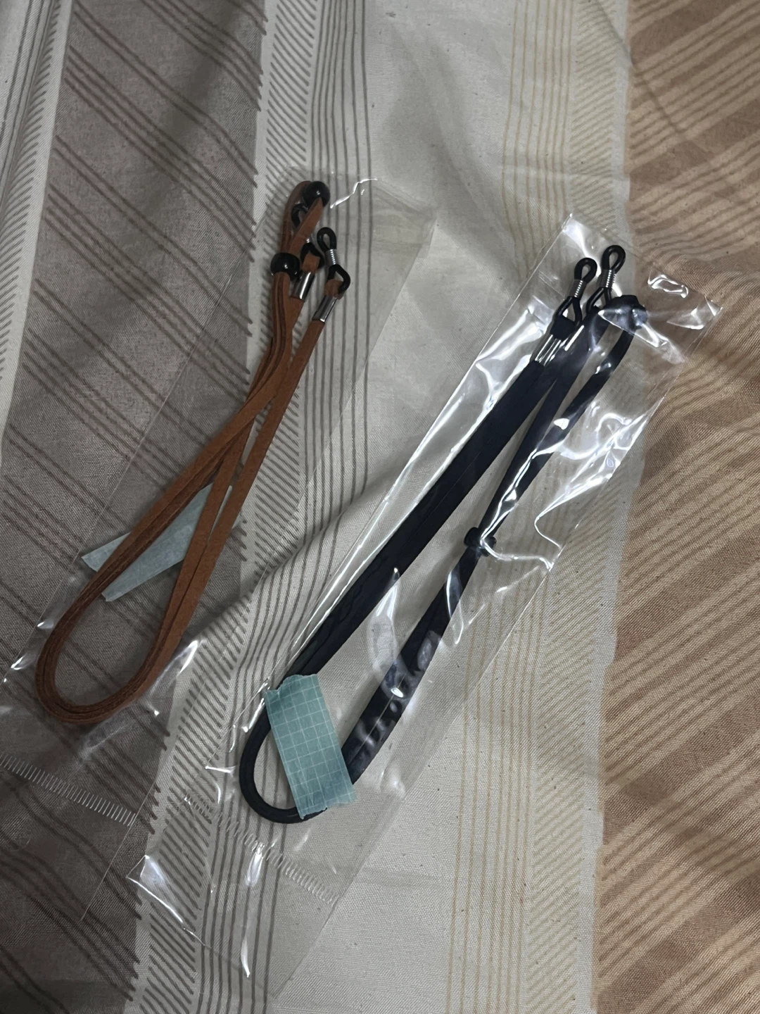 Straps for glasses and sunglasses