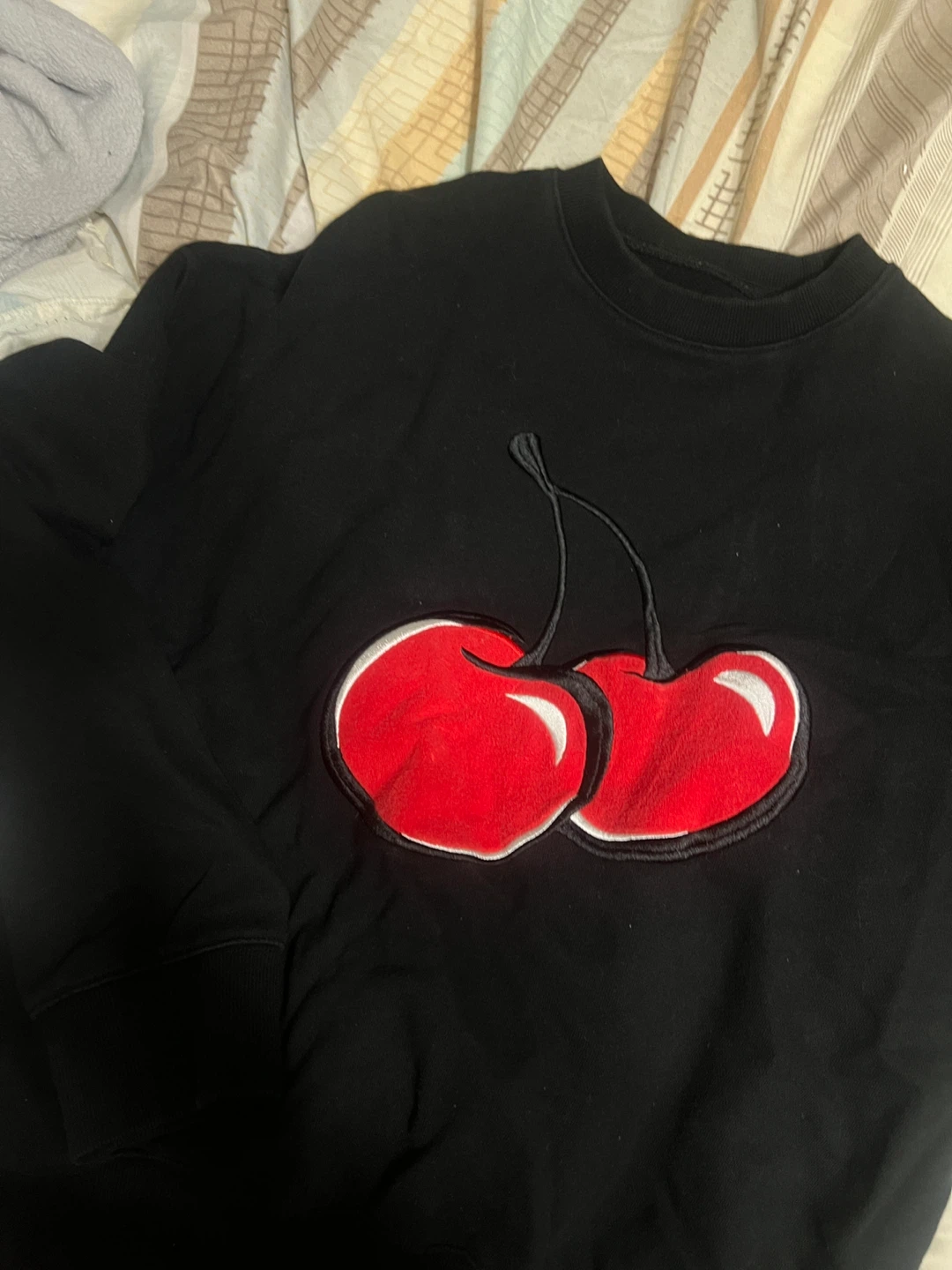 Kirsh black crewneck