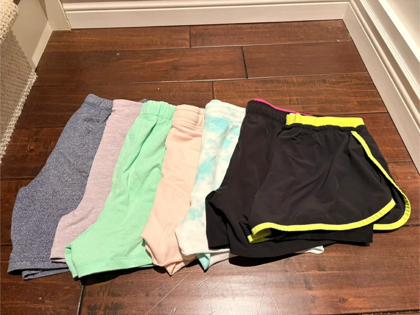 7 Assorted Shorts - Various Colours image indicator(2)