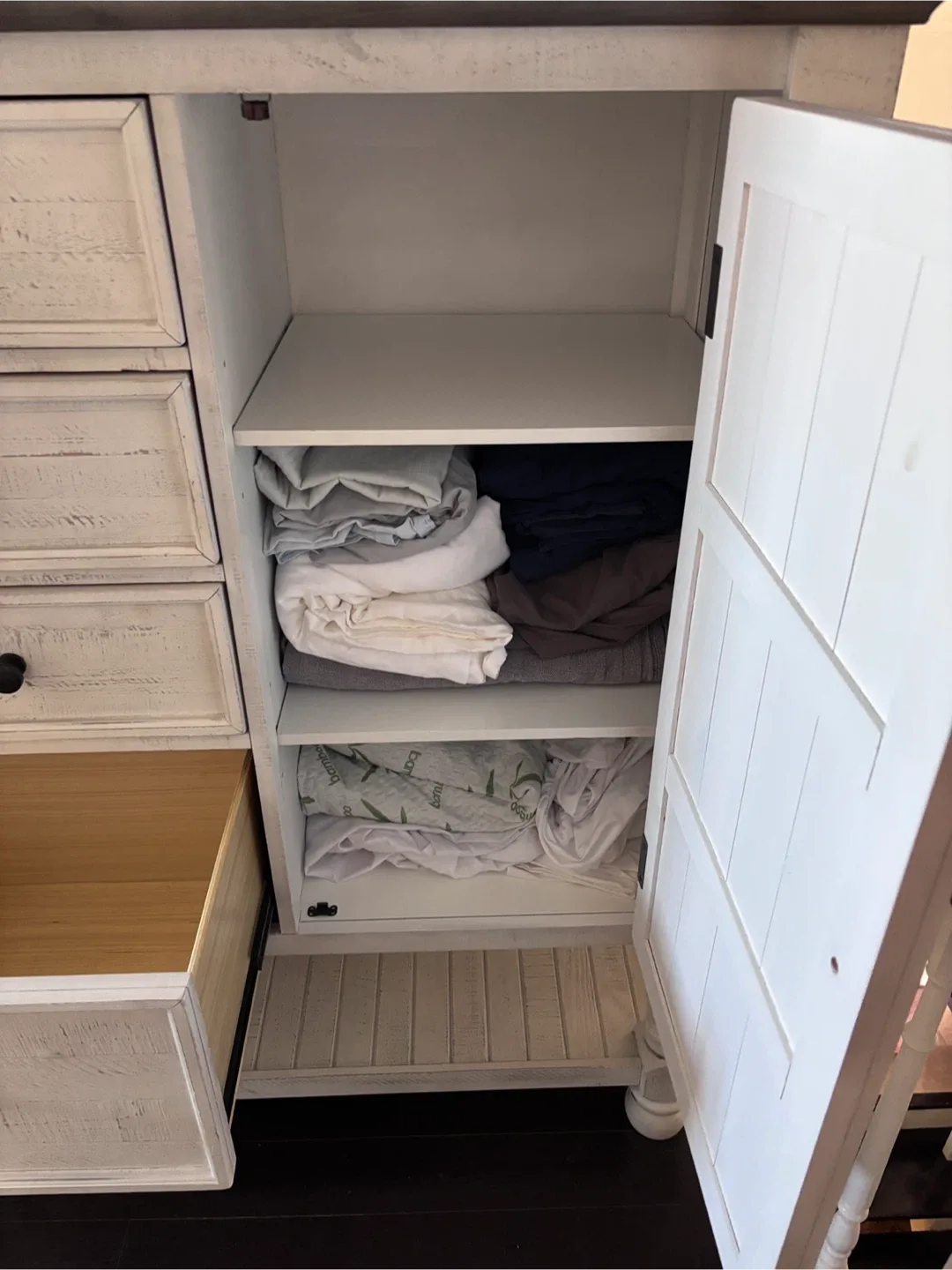 White Wood Cabinet with Drawers image indicator(4)